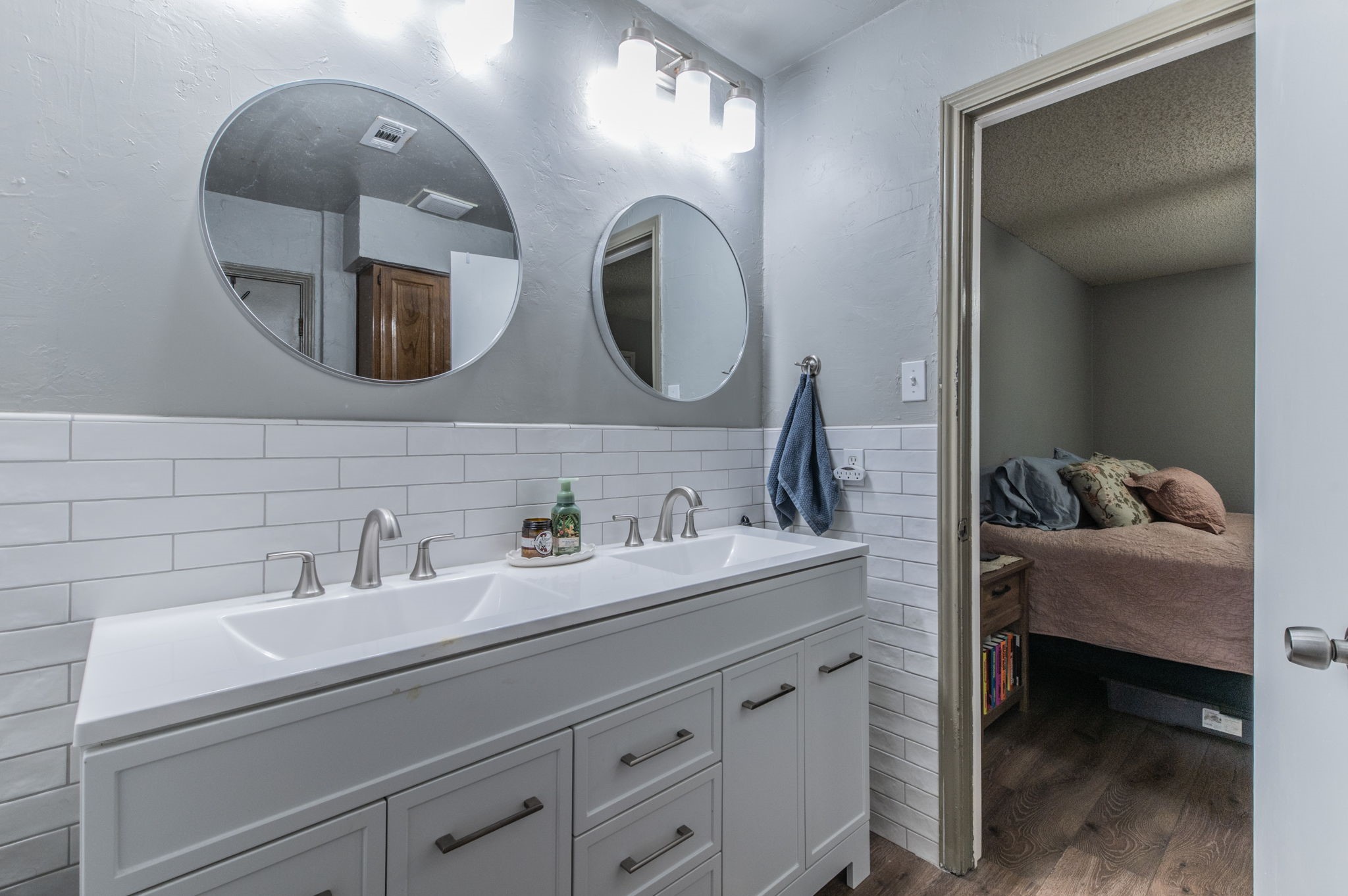 1901 Cloisters Drive Arlington TX 76011