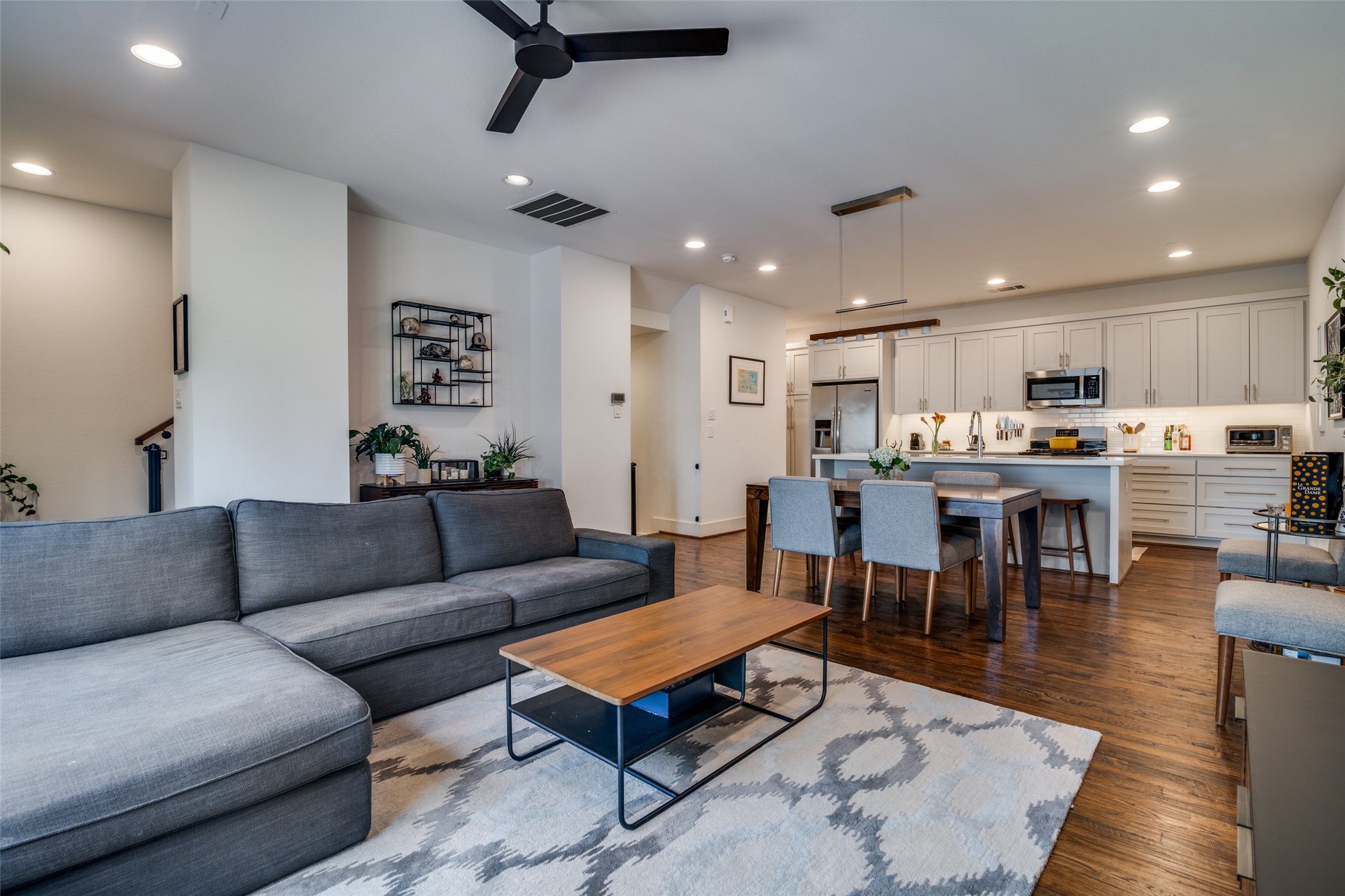 5602 Lindell Avenue Dallas TX 75206