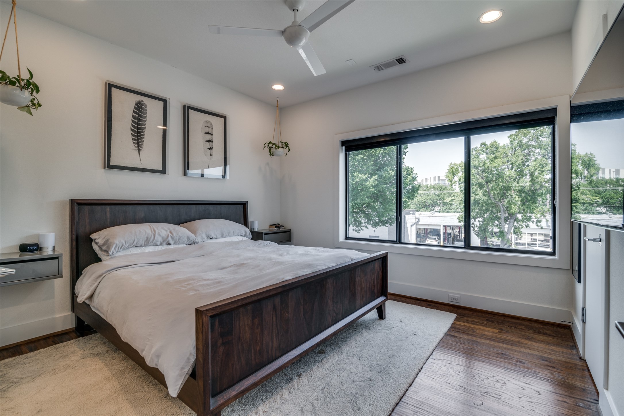5602 Lindell Avenue Dallas TX 75206
