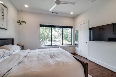 5602 Lindell Avenue Dallas TX 75206