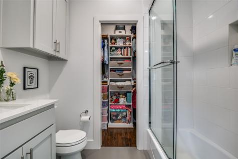 5602 Lindell Avenue Dallas TX 75206