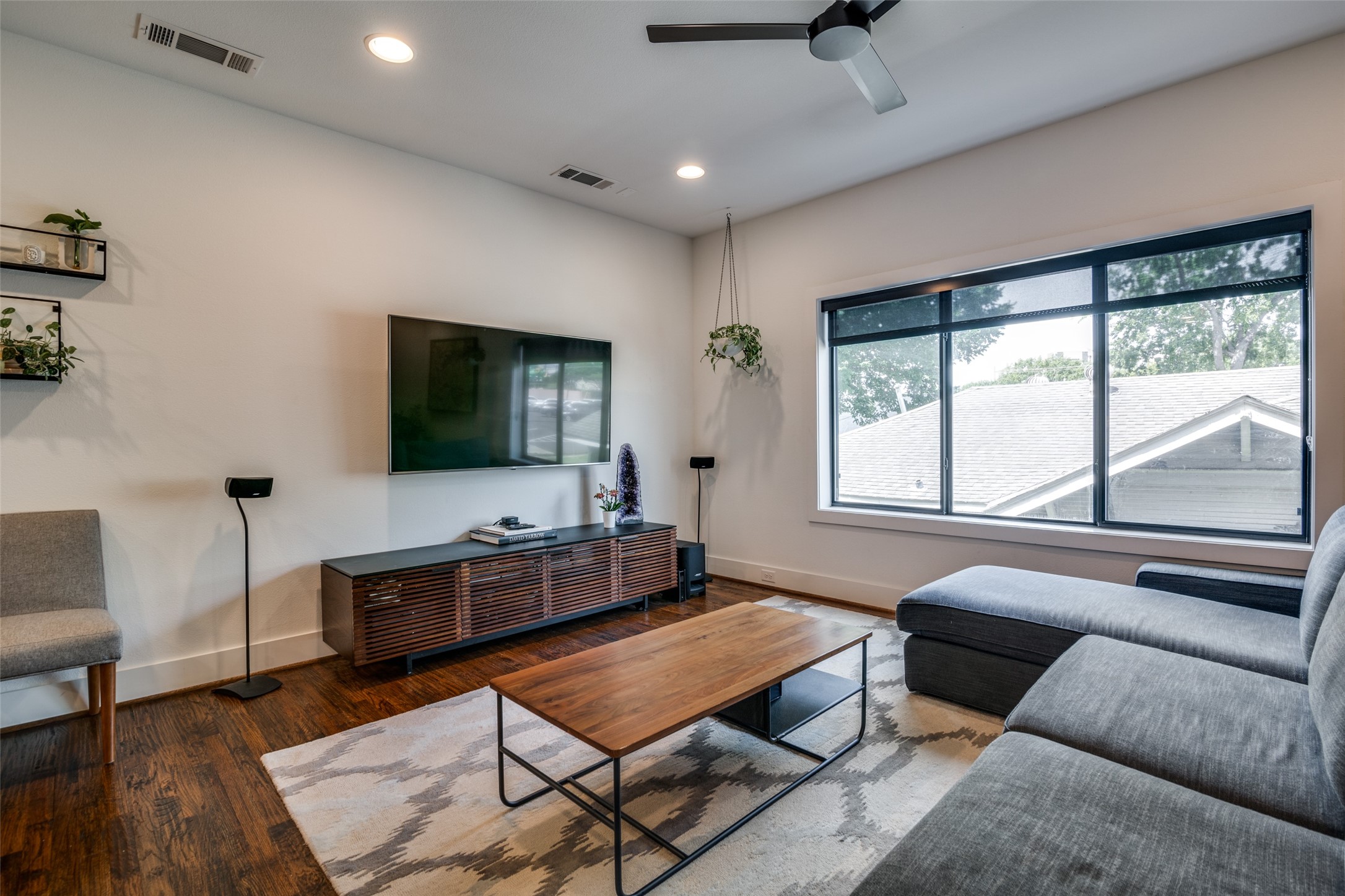 5602 Lindell Avenue Dallas TX 75206