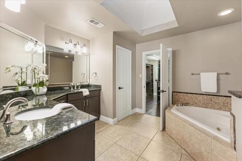 4007 Brownstone Court Dallas TX 75204