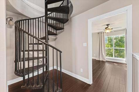 4007 Brownstone Court Dallas TX 75204