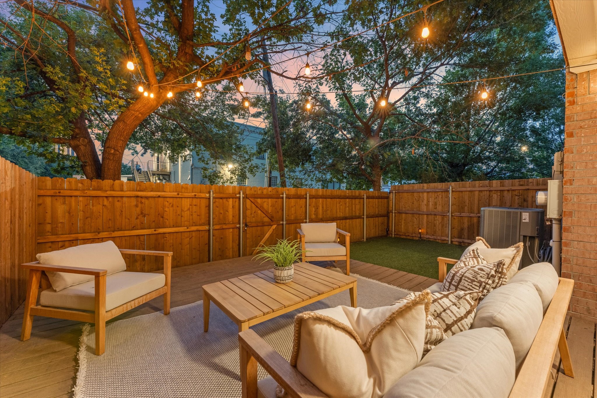 4007 Brownstone Court Dallas TX 75204