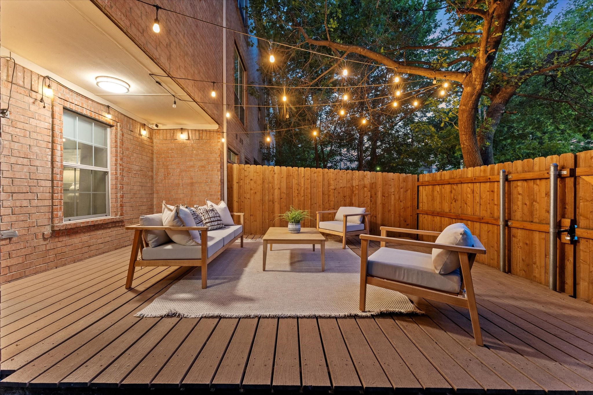 4007 Brownstone Court Dallas TX 75204