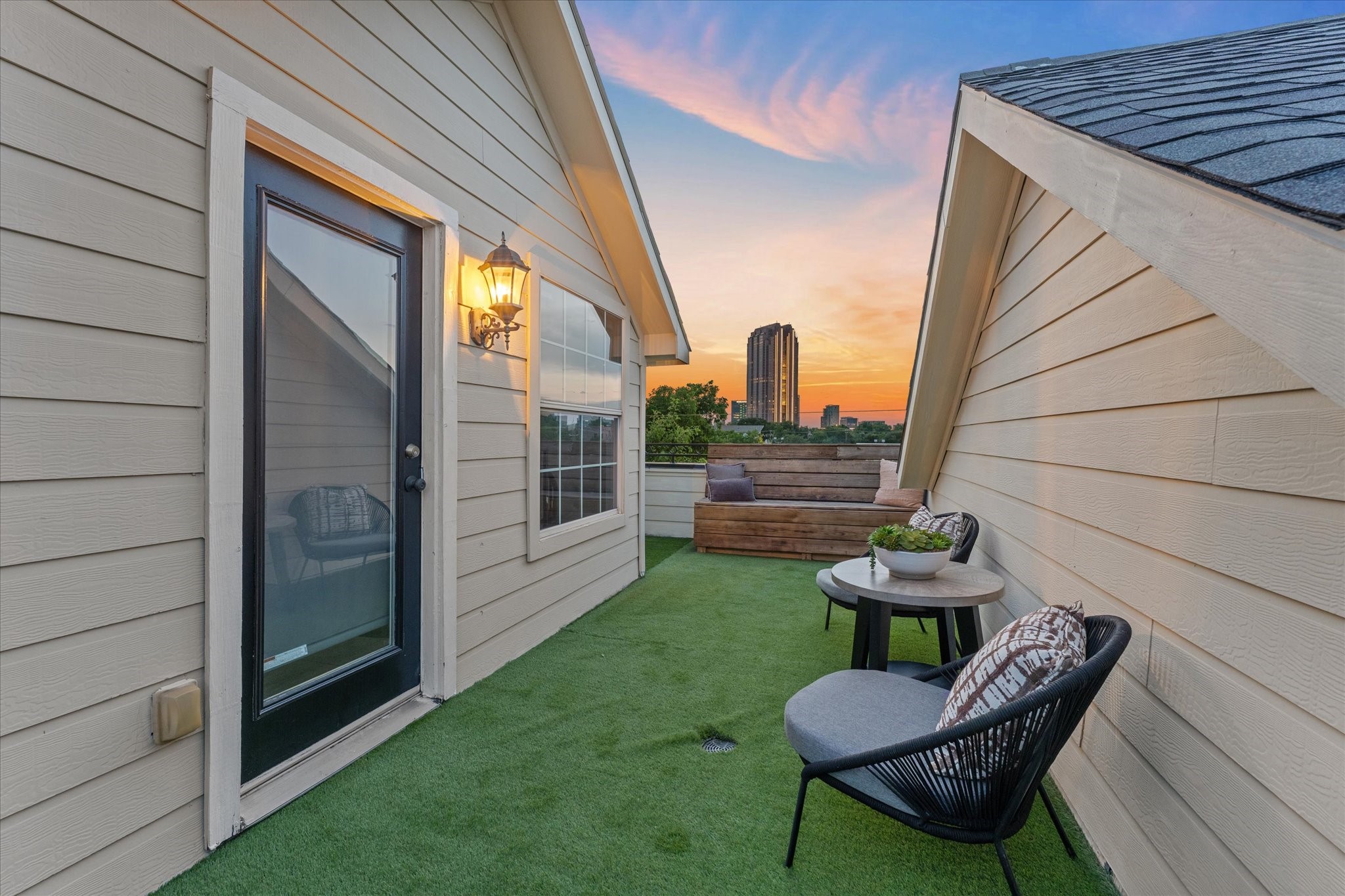4007 Brownstone Court Dallas TX 75204