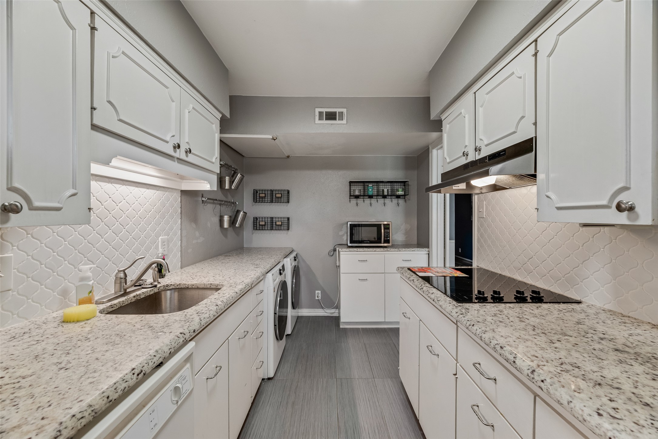 11152 Valleydale Drive Dallas TX 75230