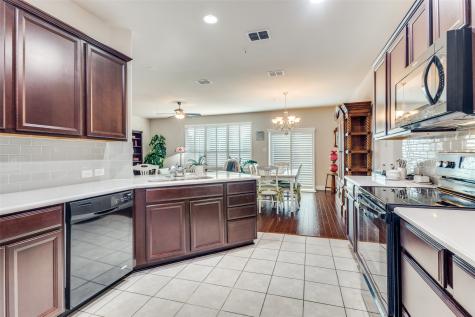 416 Hunt Drive Lewisville TX 75067