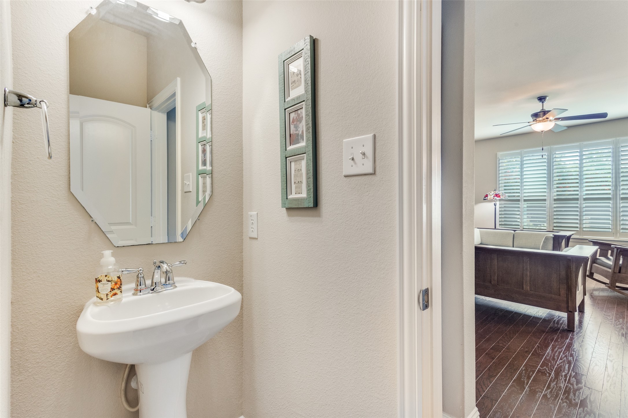 416 Hunt Drive Lewisville TX 75067