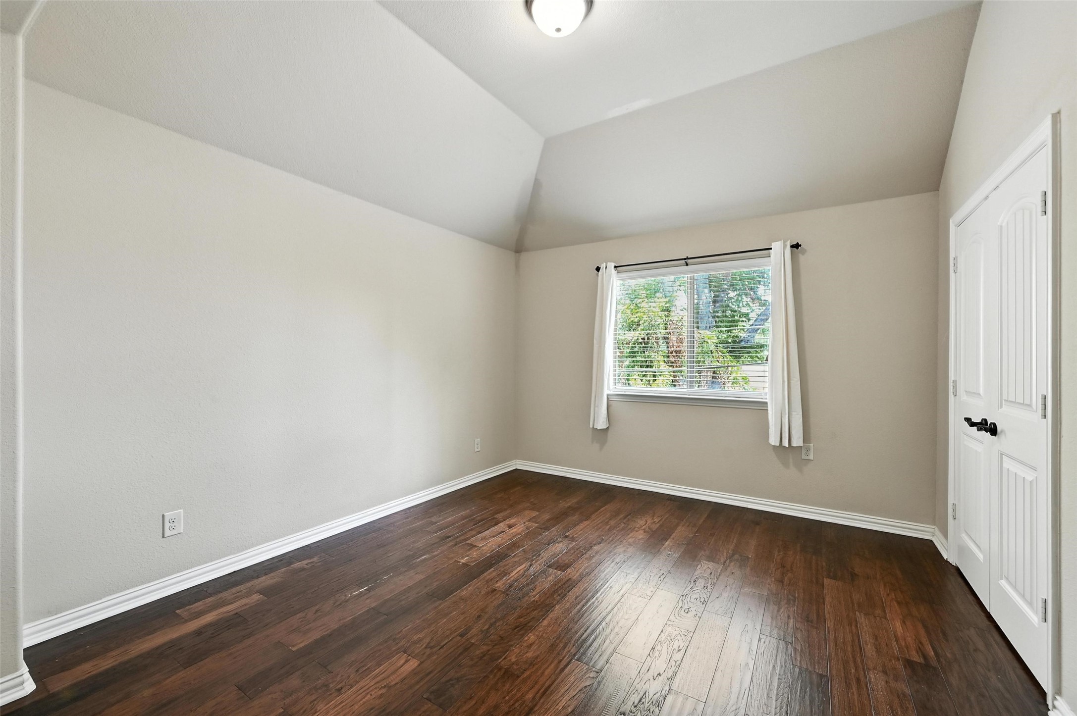 205 Corinna Court Hurst TX 76053