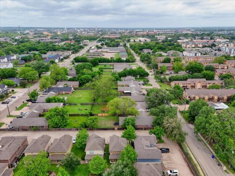 2513 S 2nd Street Waco TX 76706