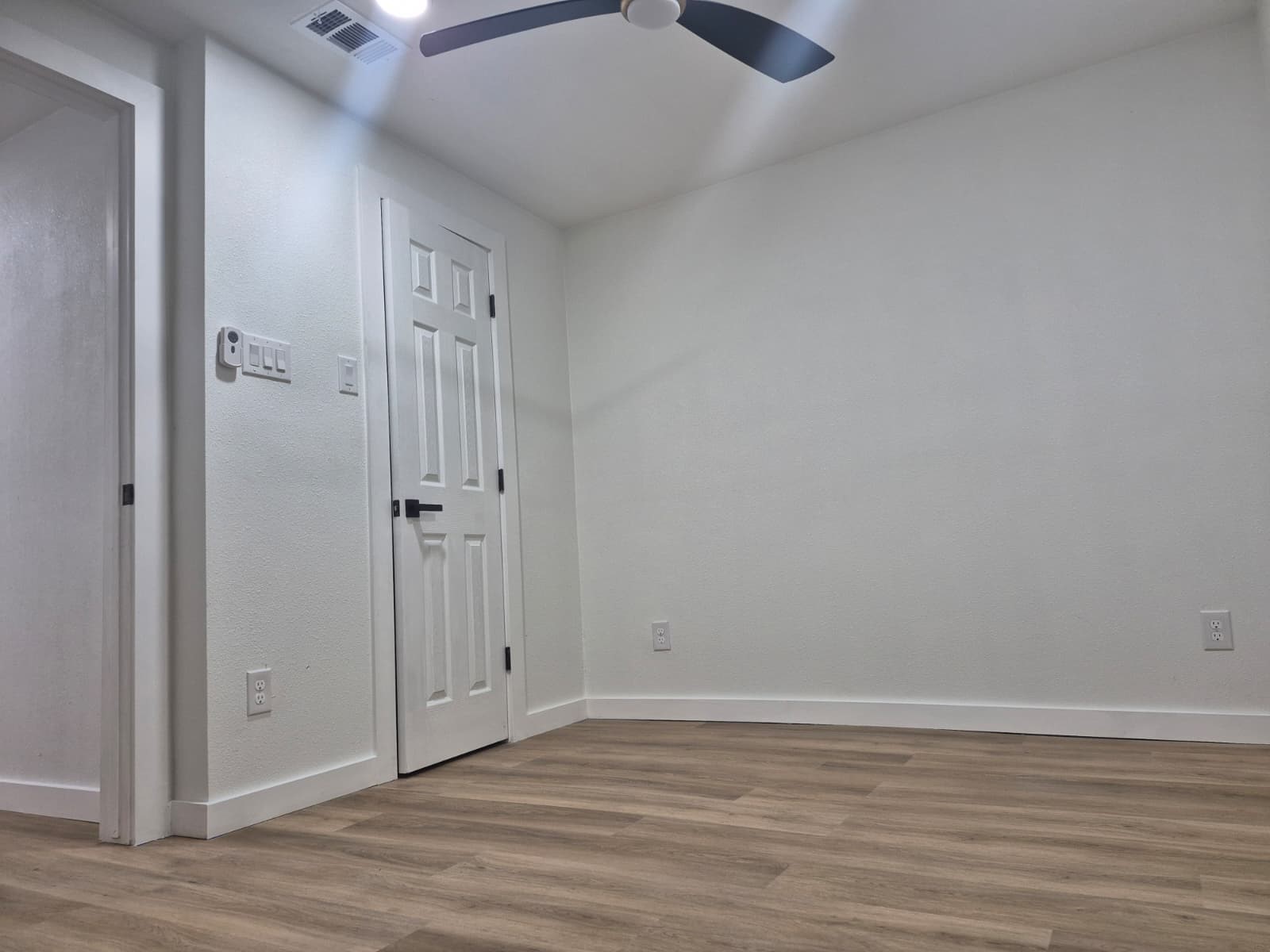 5057 Ridglea Lane Fort Worth TX 76116