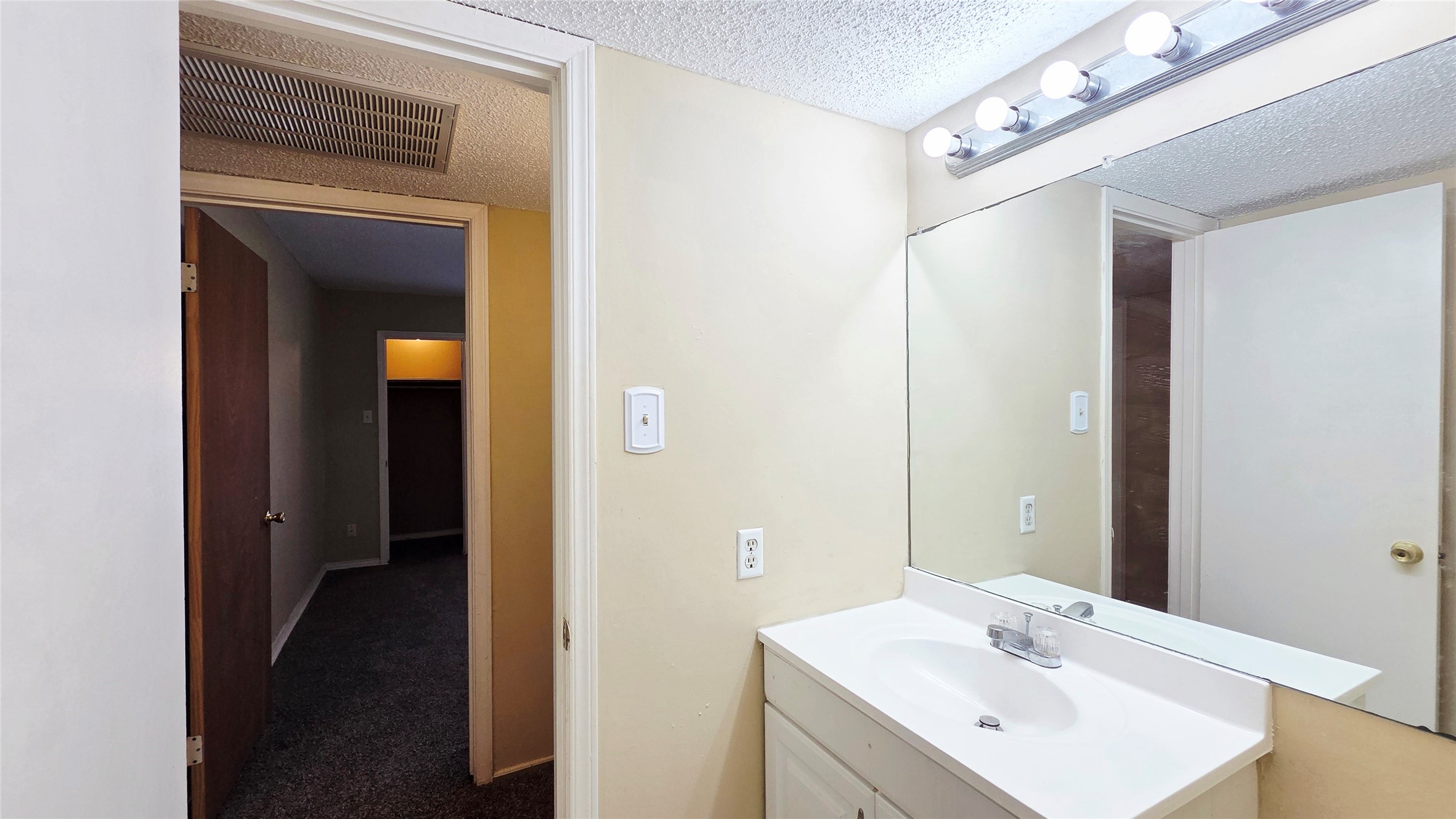 220 Village North Drive Richardson TX 75081