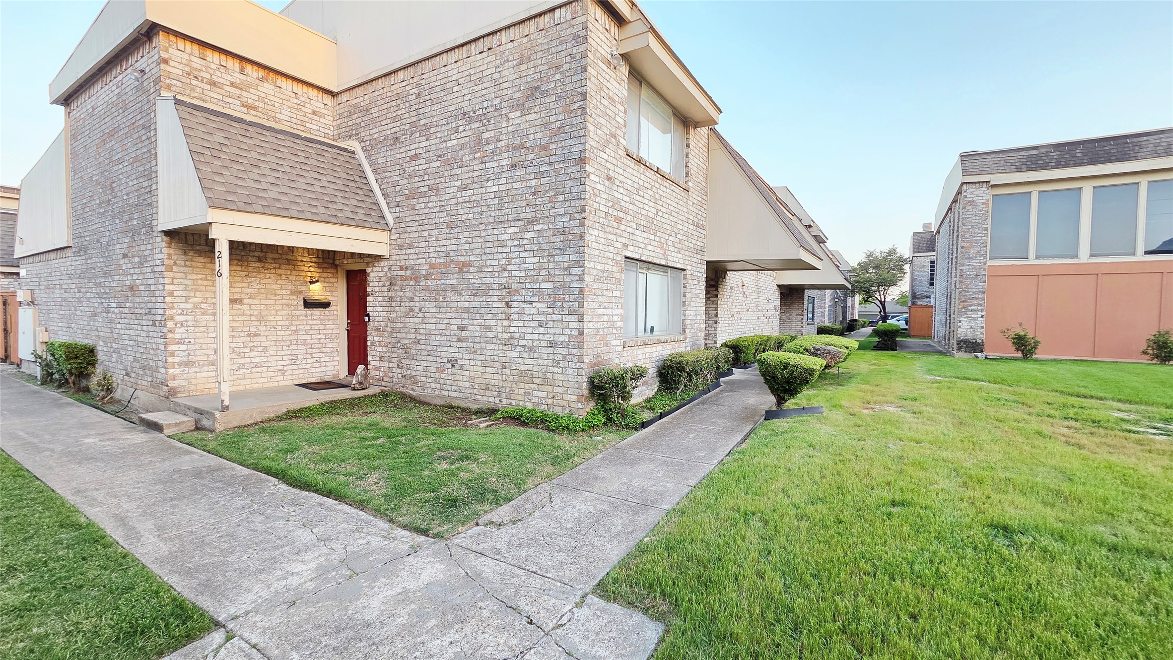 220 Village North Drive Richardson TX 75081
