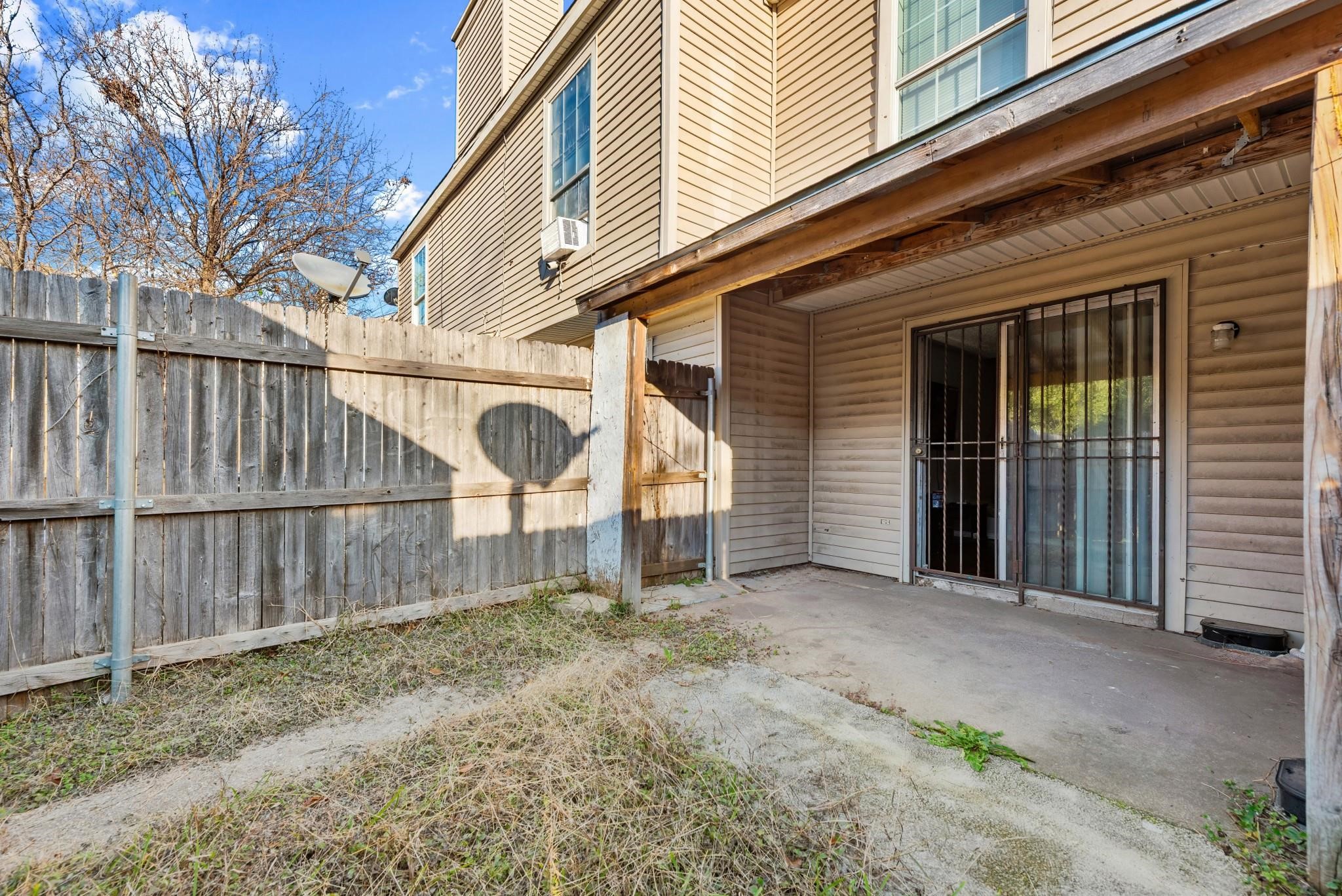 2157 Aspen Drive Dallas TX 75227