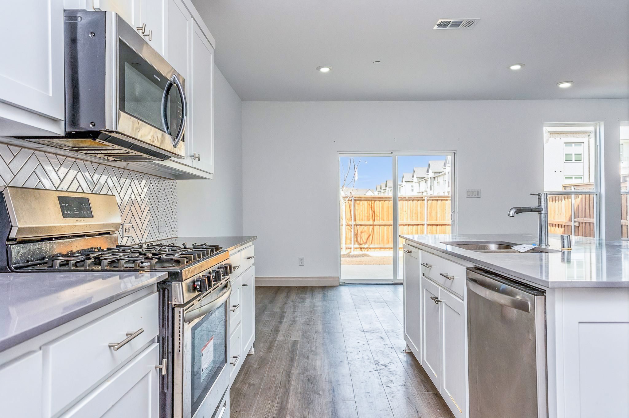 1328 Hill Country Place Celina TX 75009