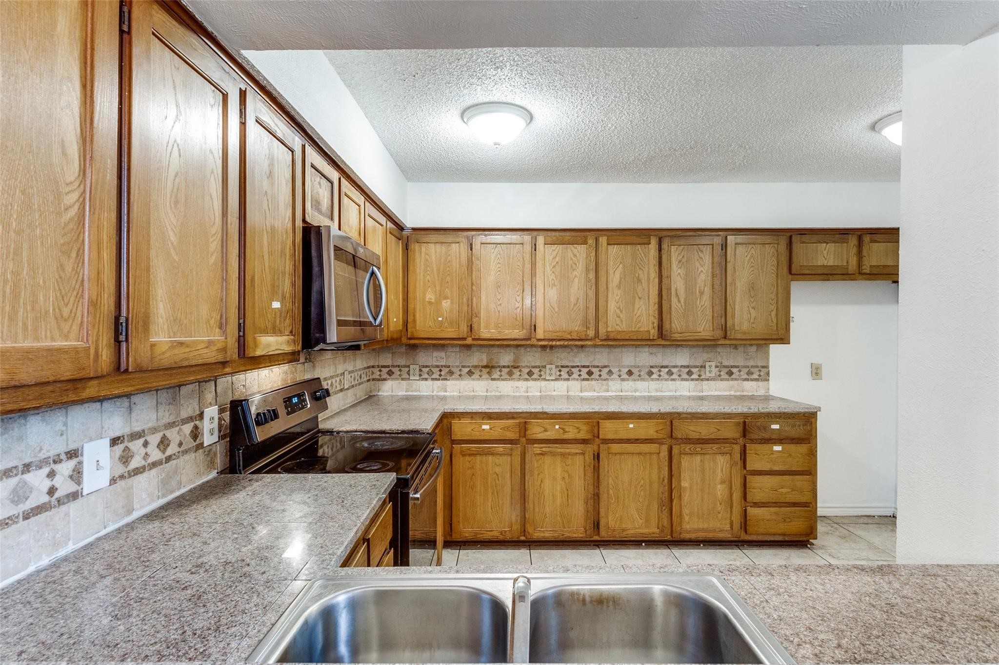 2414 Cordoba Drive Carrollton TX 75006