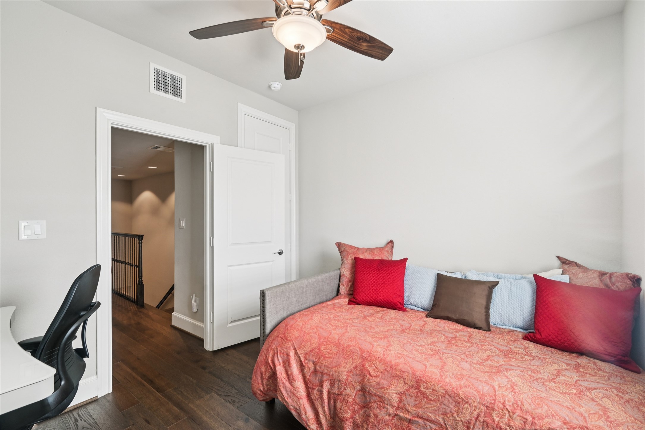 2815 Lynlock Court Dallas TX 75219