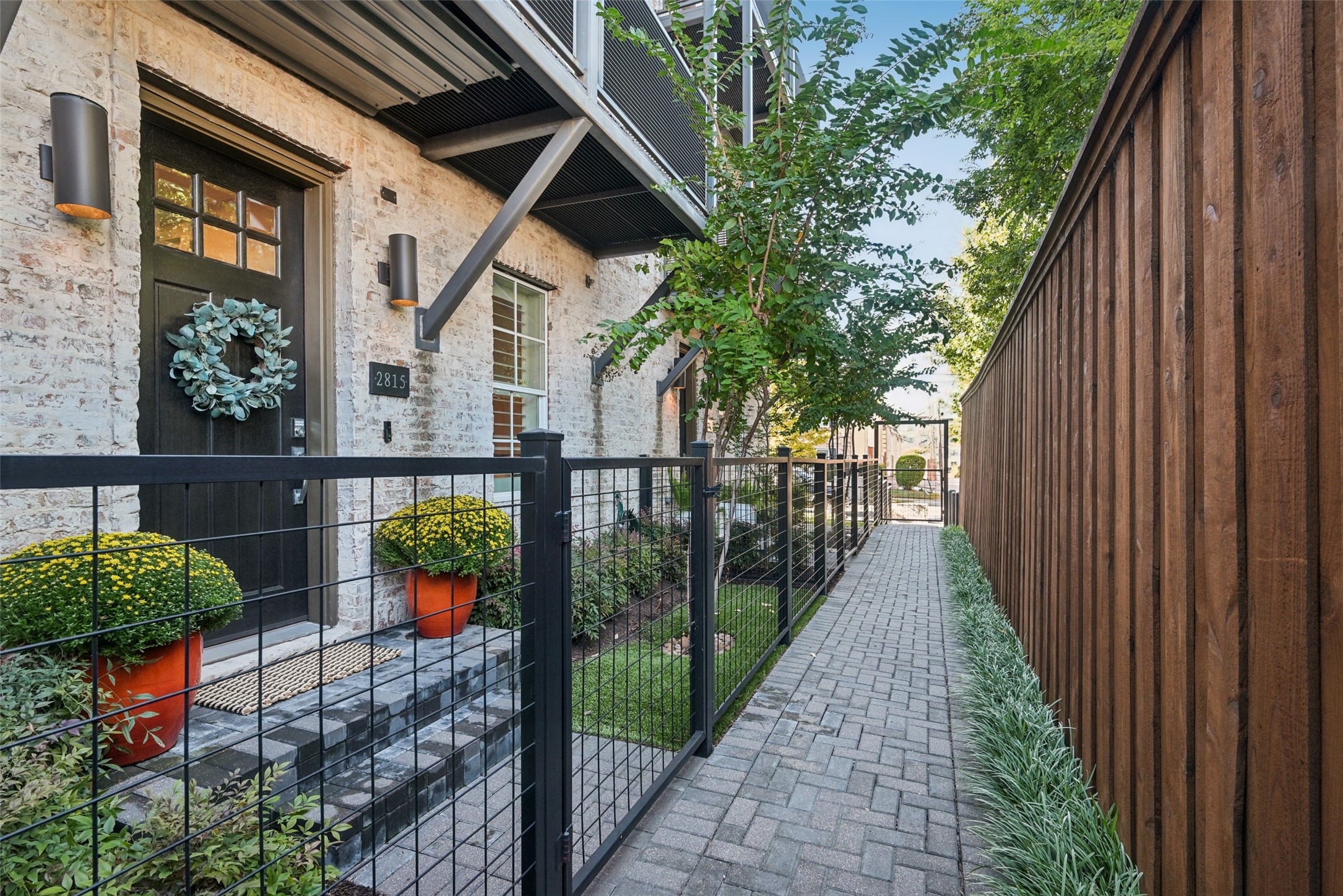 2815 Lynlock Court Dallas TX 75219