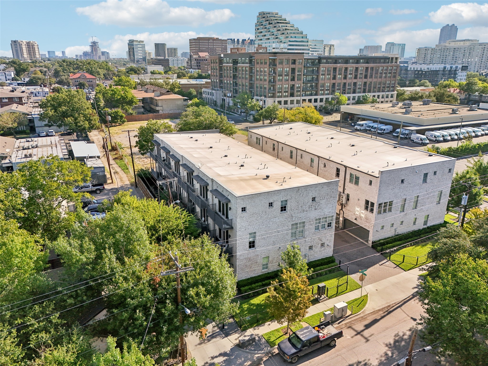 2815 Lynlock Court Dallas TX 75219