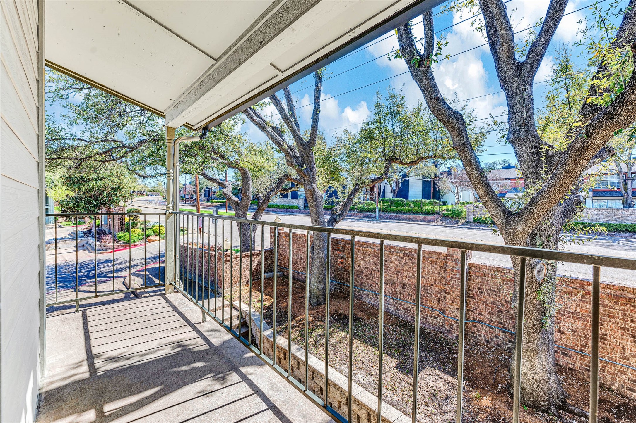 5981 Arapaho Road Dallas TX 75248