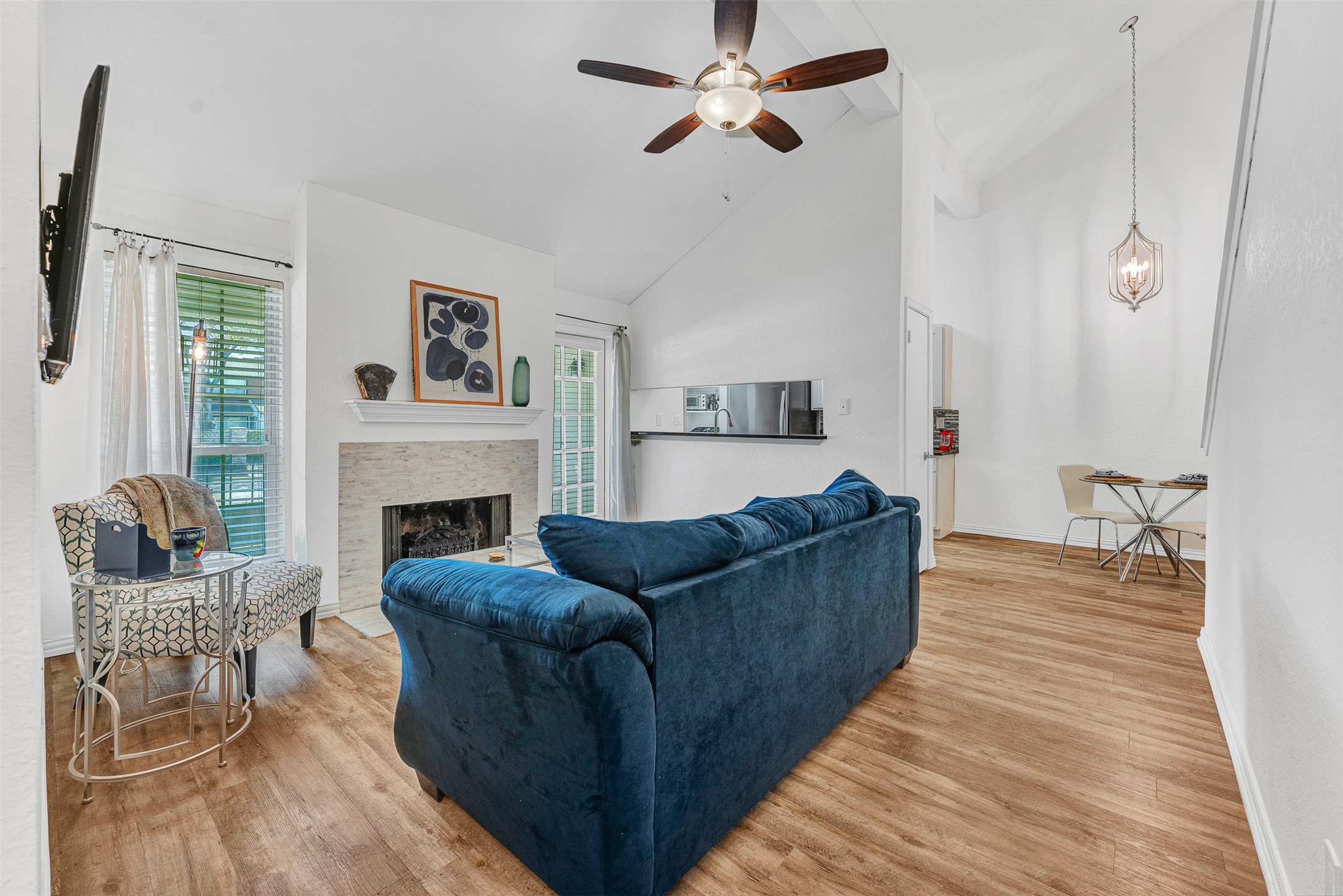 5981 Arapaho Road Dallas TX 75248