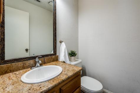 17490 Meandering Way Dallas TX 75252