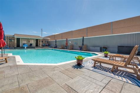 17490 Meandering Way Dallas TX 75252