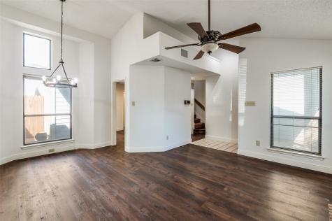 17490 Meandering Way Dallas TX 75252