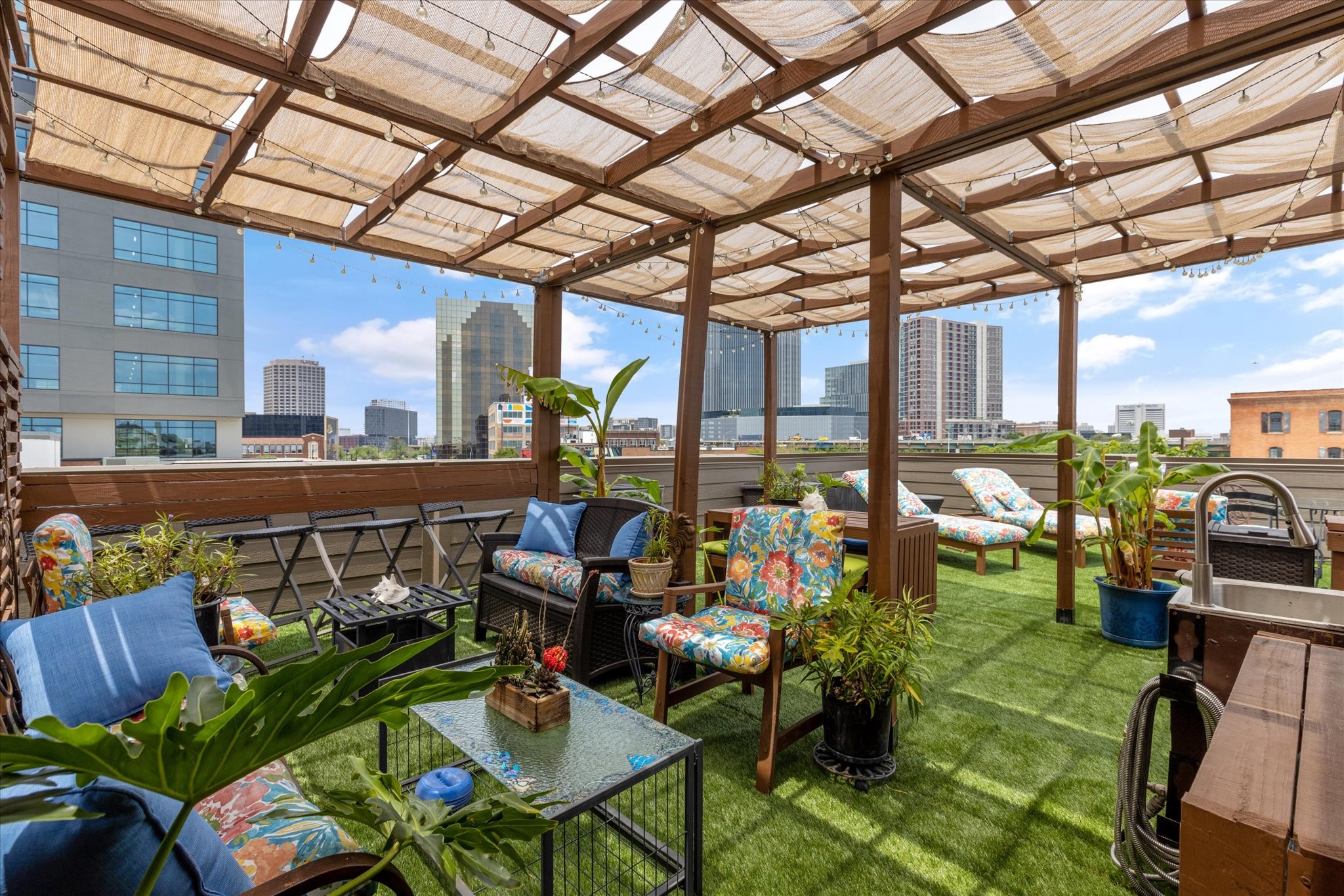 Dallas TX, 2123 Albany Street