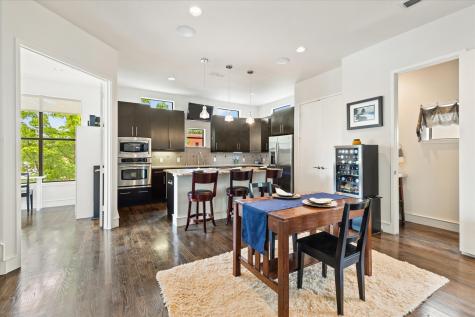 2123 Albany Street Dallas TX 75201