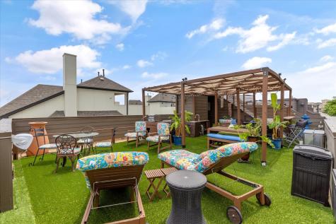 2123 Albany Street Dallas TX 75201