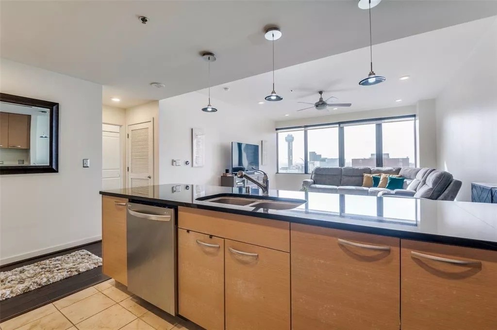 1200 Main Street Dallas TX 75202