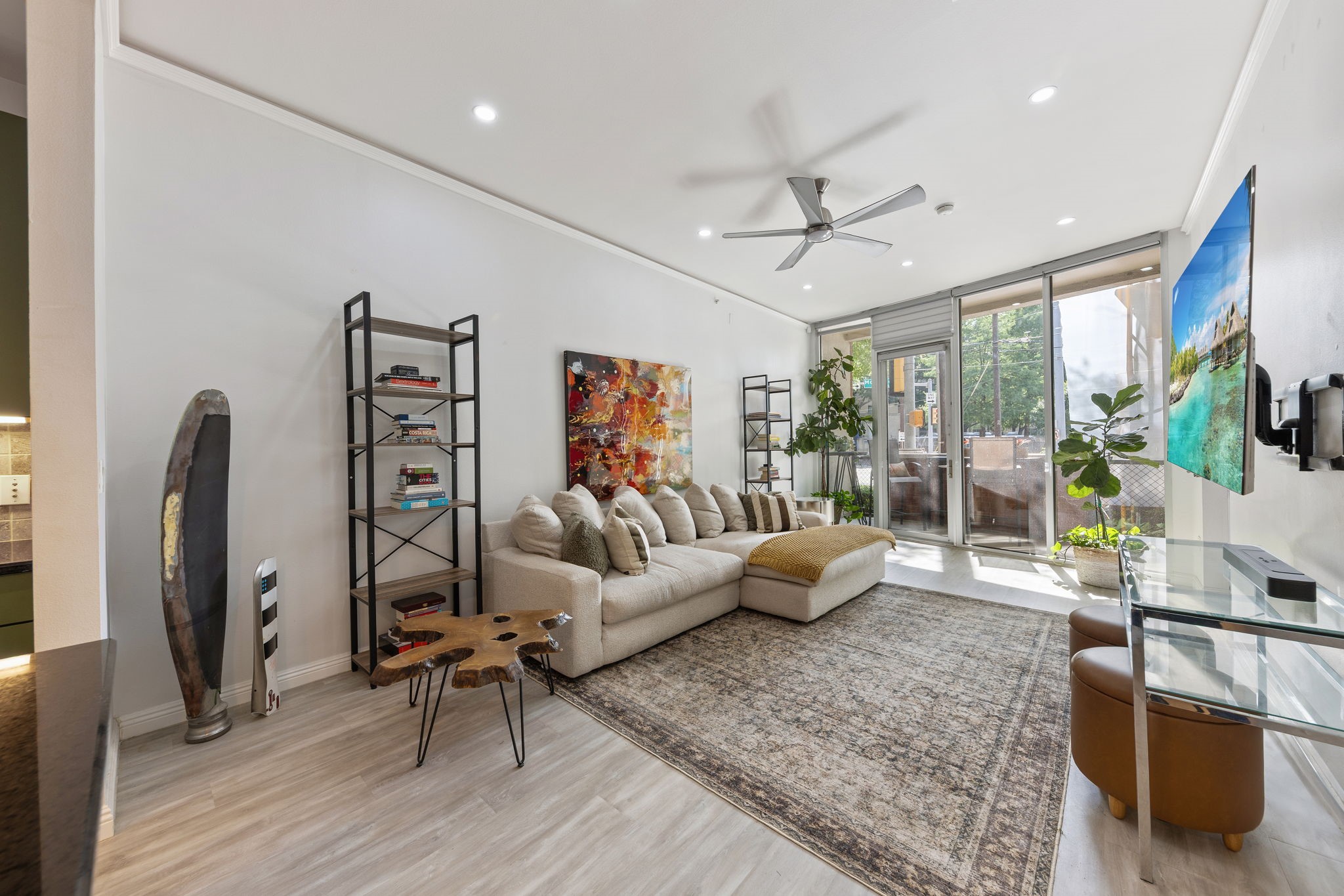 2950 Mckinney Avenue Dallas TX 75204