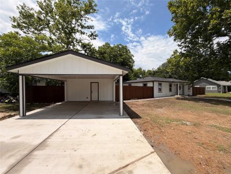 307 N 4th Street Crandall TX 75114