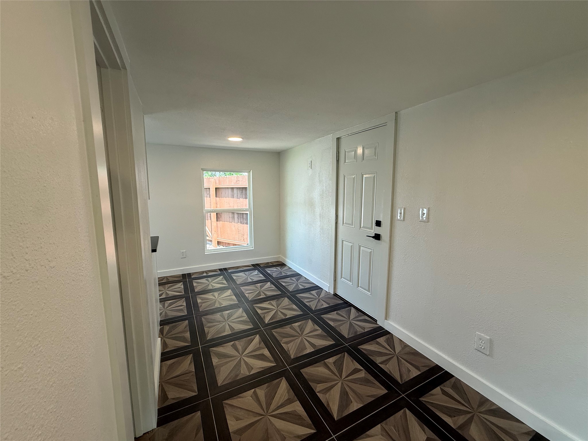 307 N 4th Street Crandall TX 75114