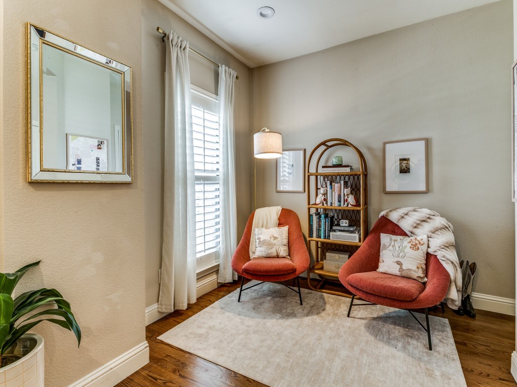 3232 Blackburn Street Dallas TX 75204