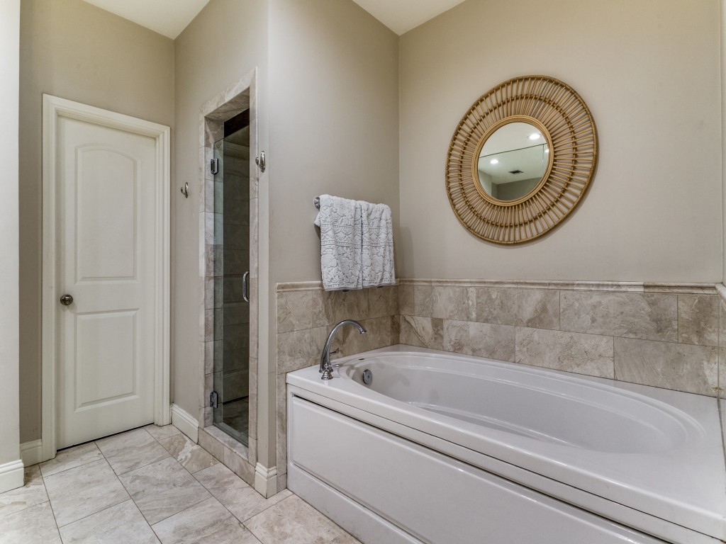 3232 Blackburn Street Dallas TX 75204