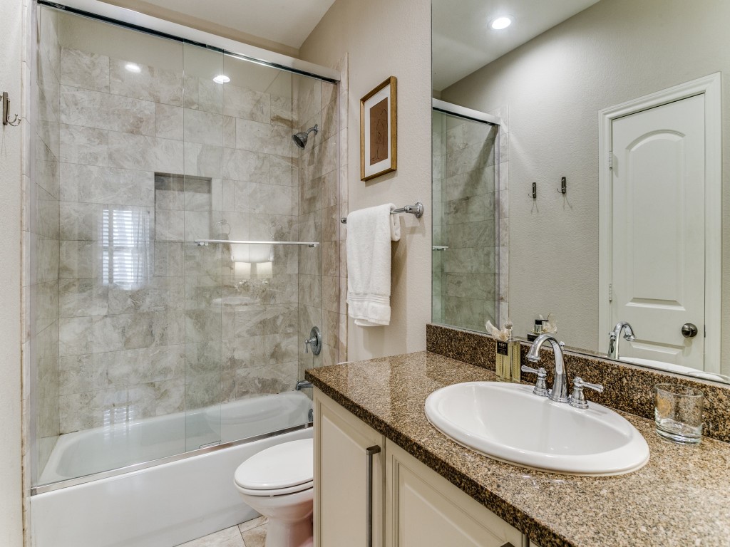 3232 Blackburn Street Dallas TX 75204