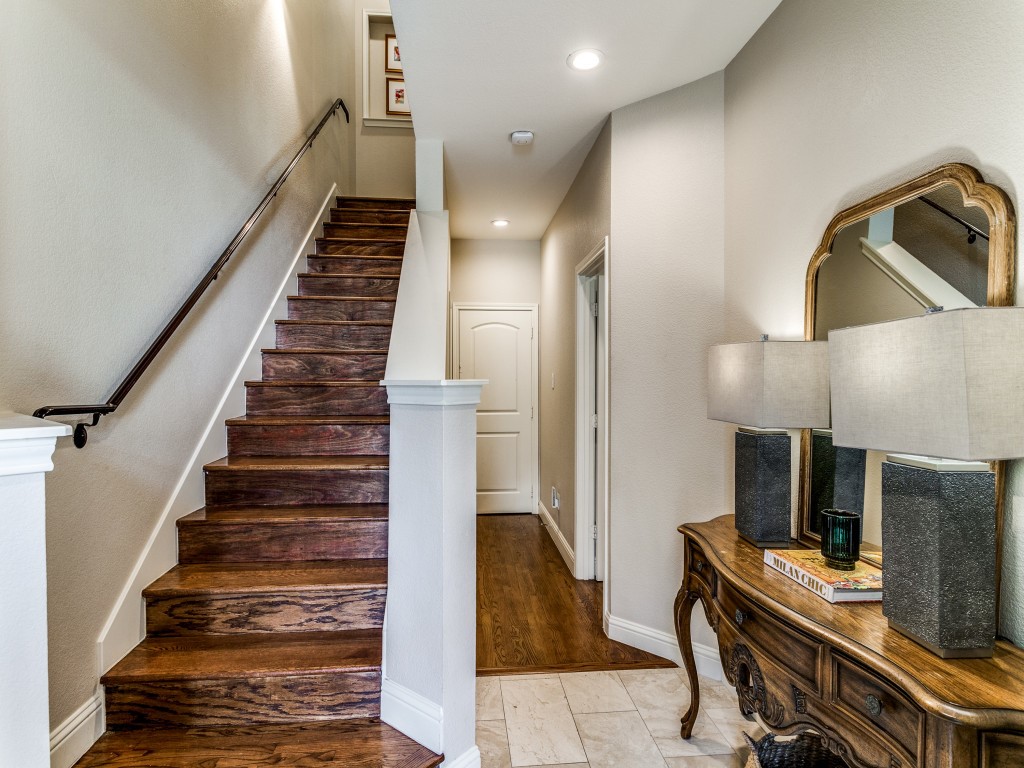 3232 Blackburn Street Dallas TX 75204