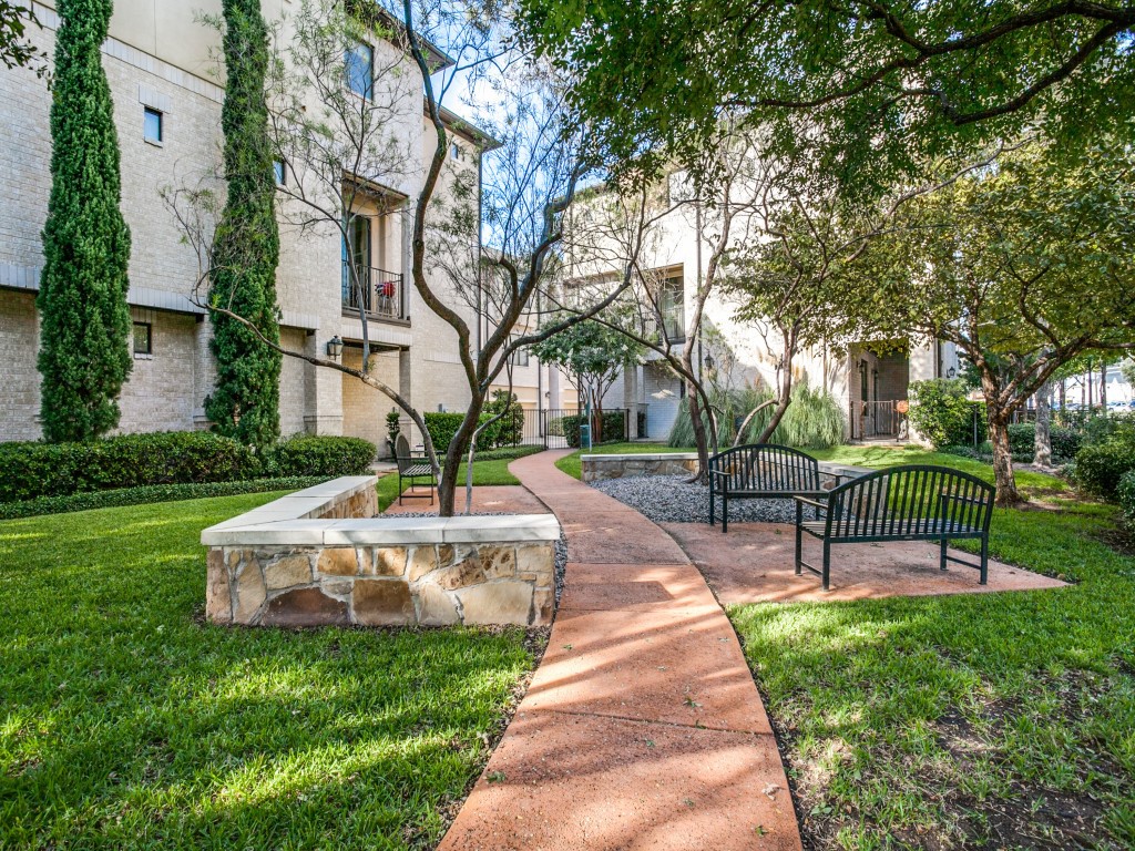 3232 Blackburn Street Dallas TX 75204