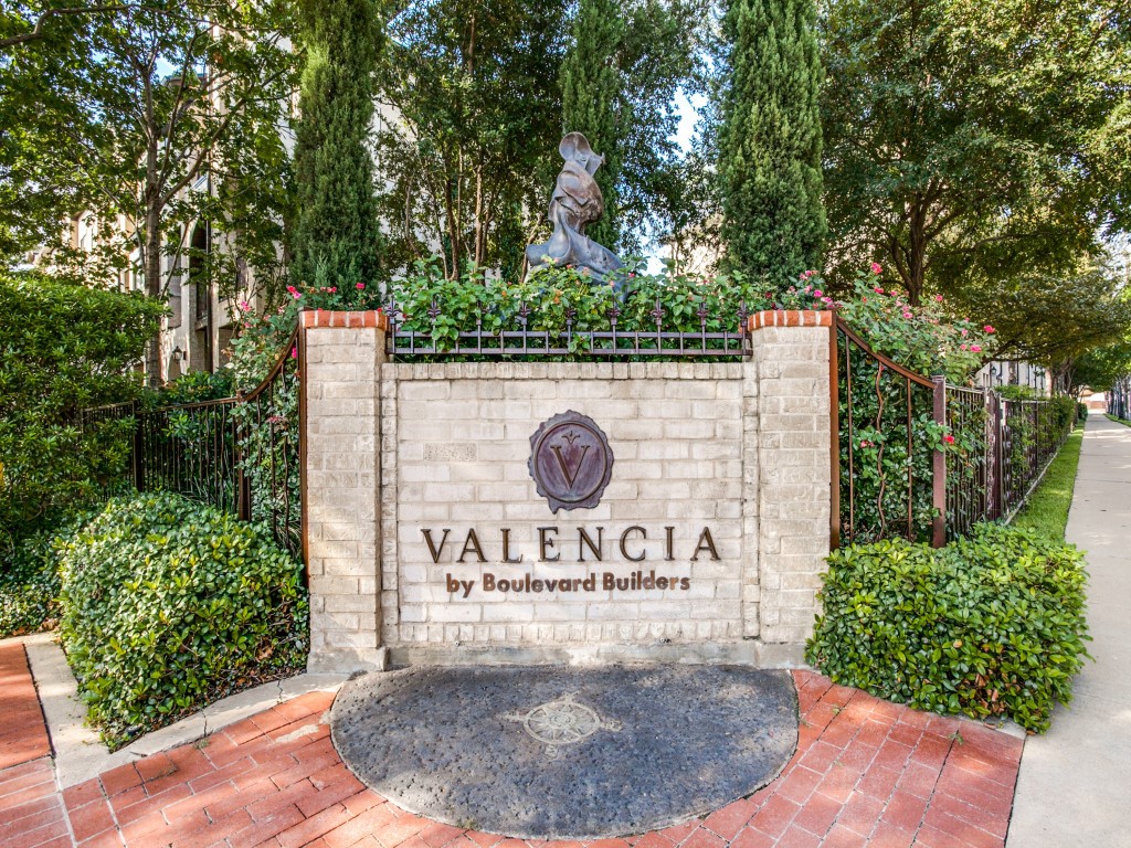 3232 Blackburn Street Dallas TX 75204