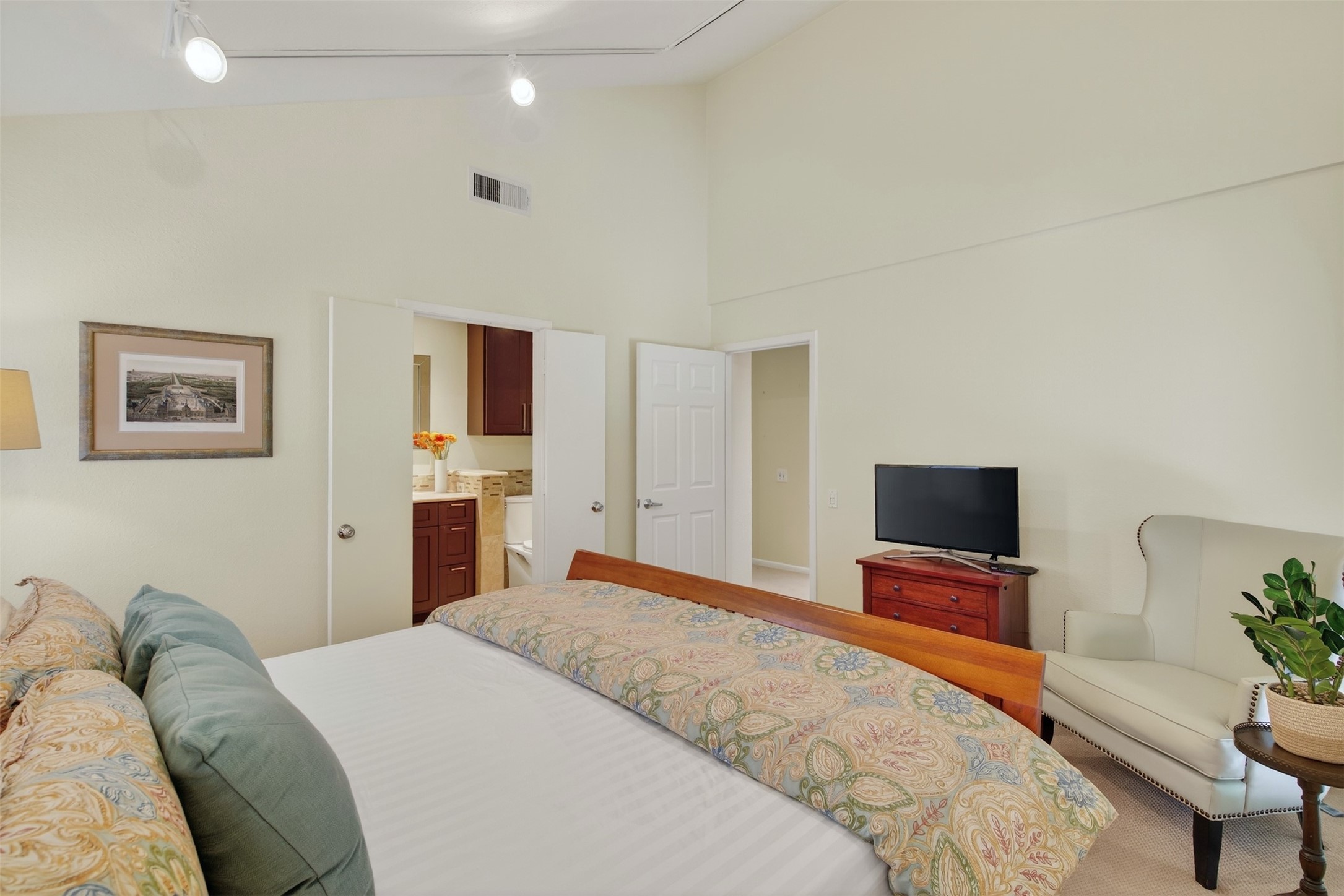 4242 Travis Street Dallas TX 75205
