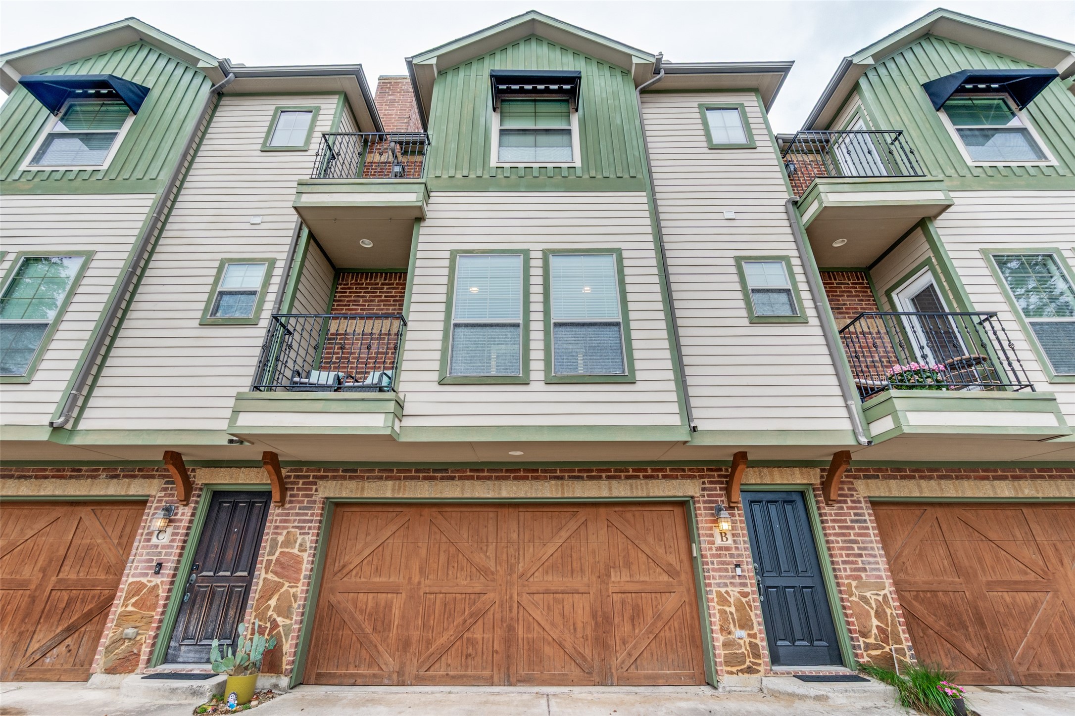 6121 Oram Street Dallas TX 75214