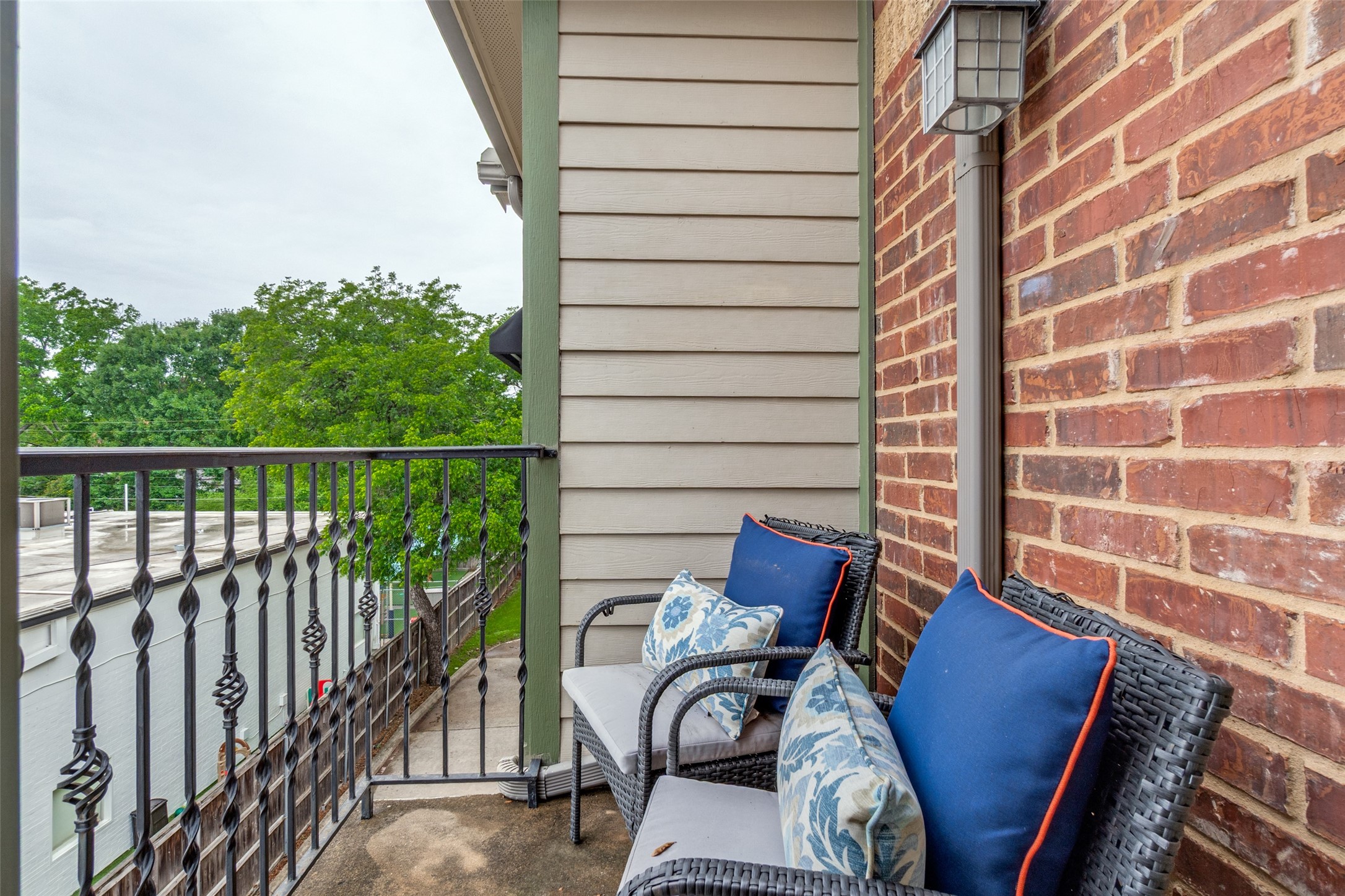 6121 Oram Street Dallas TX 75214