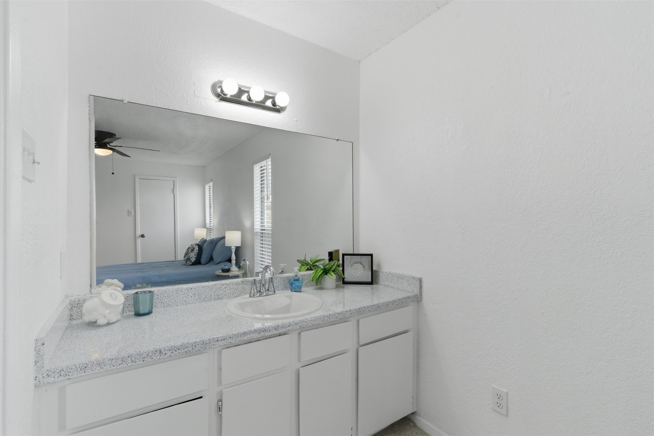 12484 Abrams Road Dallas TX 75243