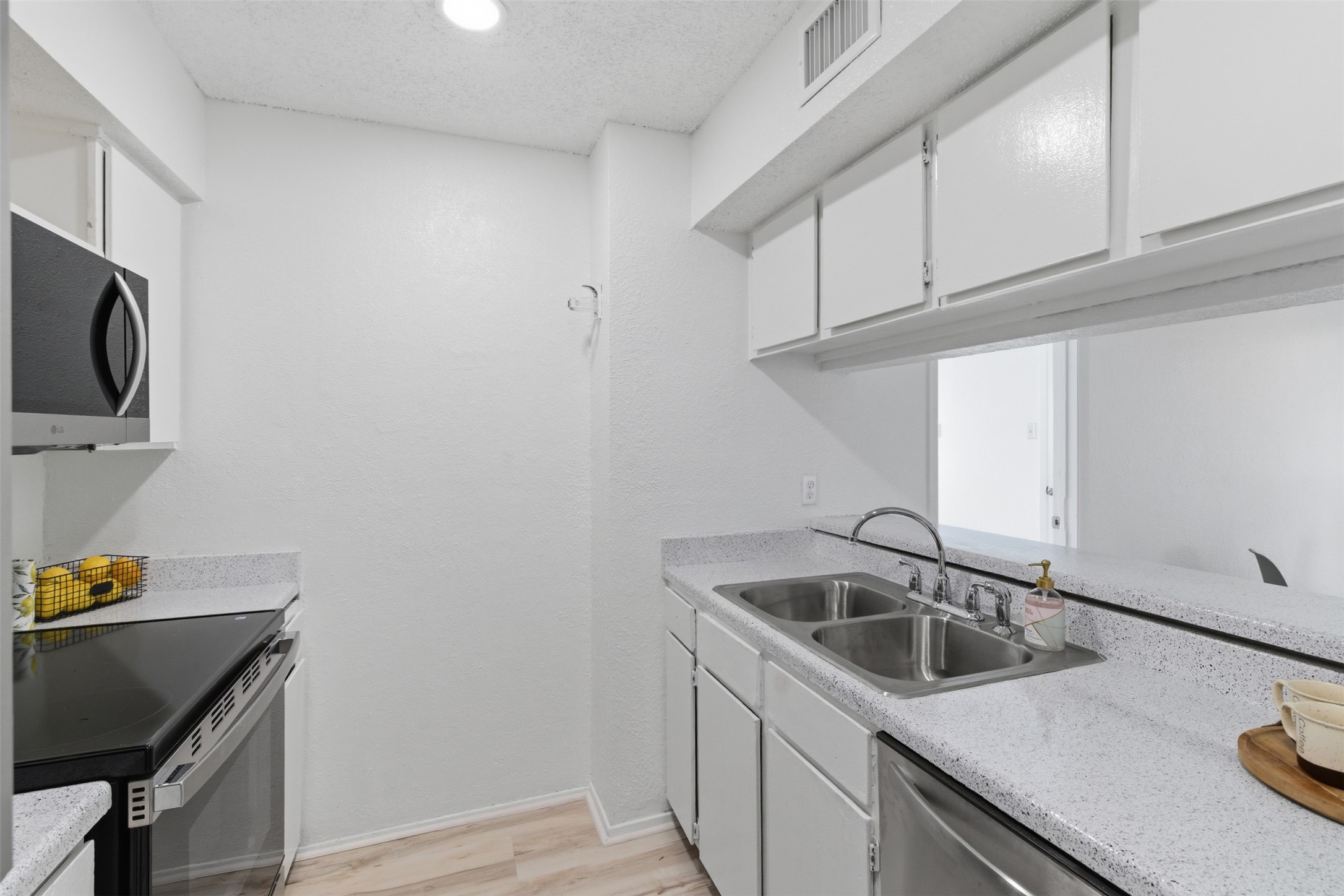 12484 Abrams Road Dallas TX 75243