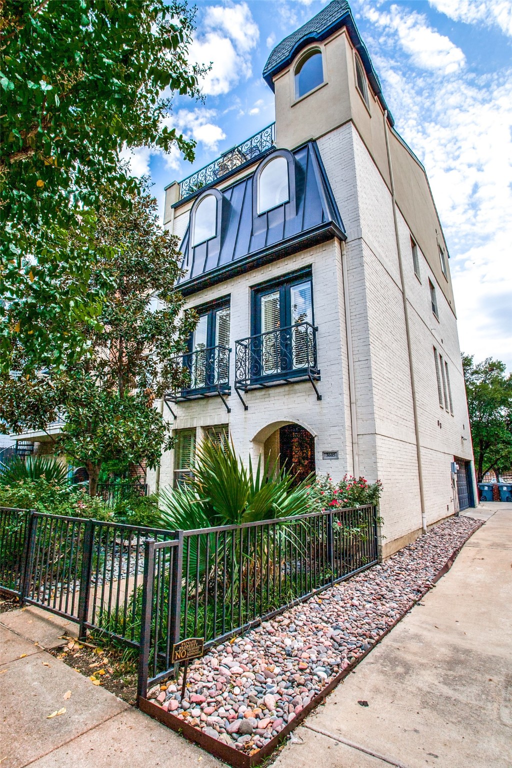 3605 Live Oak Street Dallas TX 75204