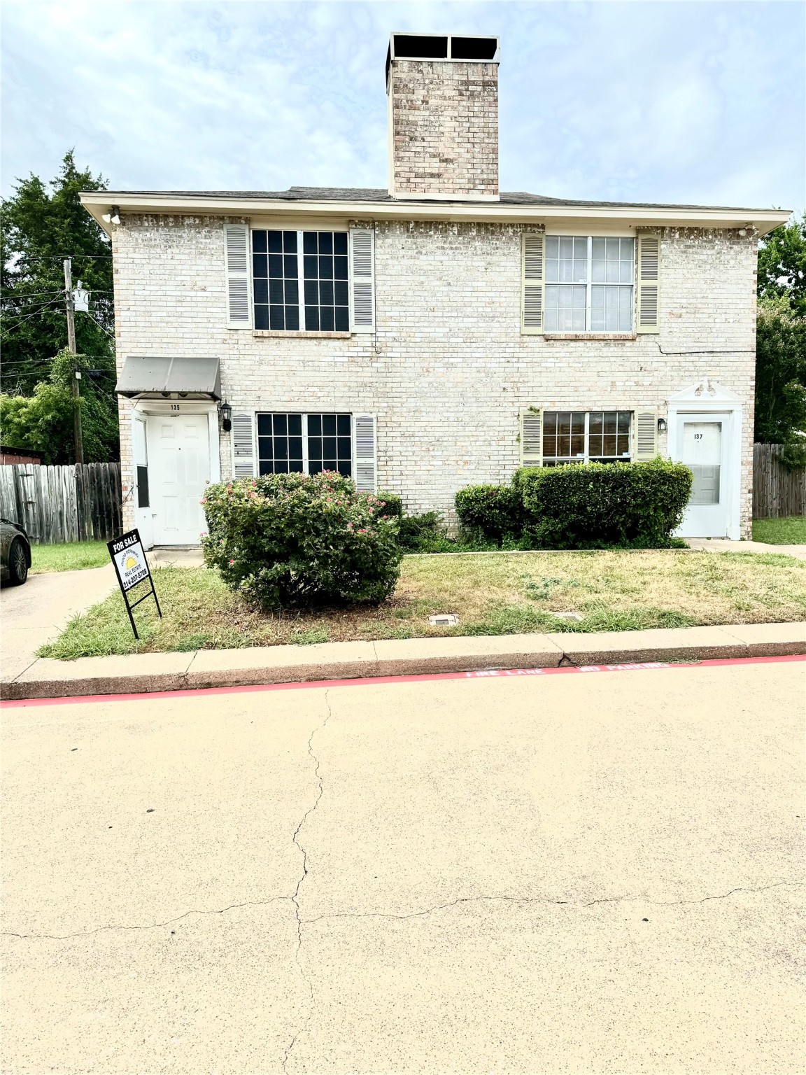 135 Graystone Place Duncanville TX 75137